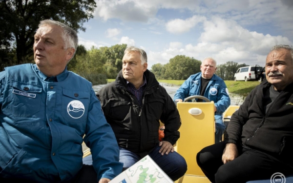 Árvíz - Orbán Viktor engedélyt adott a Lajta-menti szükségtározó megnyitására