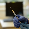 A Pfizer-BioNTech és a Moderna vakcinája is hatékony a brit variánssal szemben