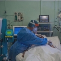 Elkezdődött a romániai súlyos betegek Németországba szállítása