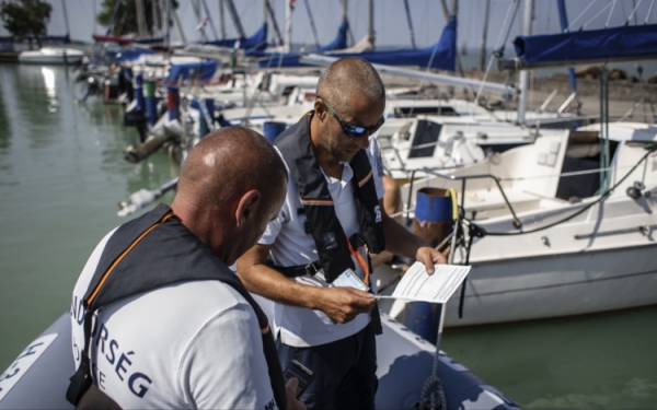 FORRÓSODOTT A HELYZET A BALATONNÁL